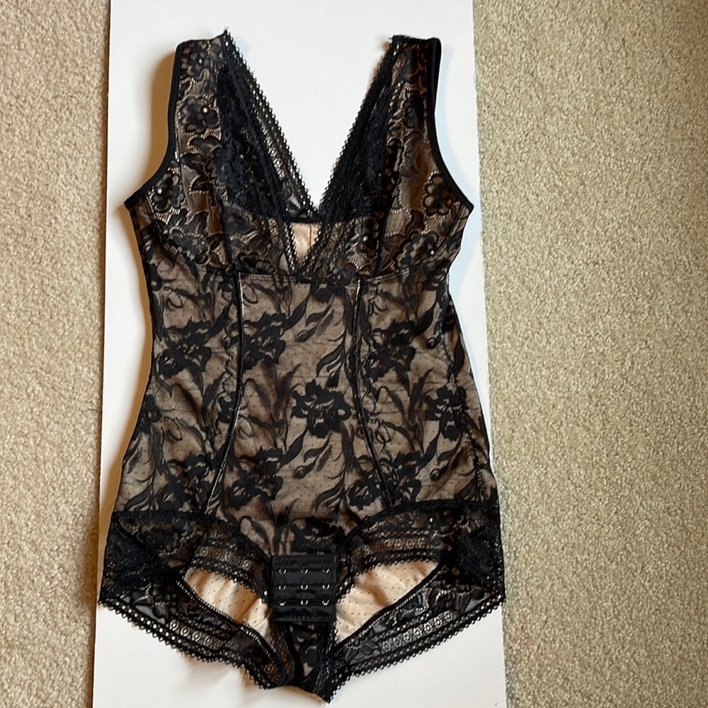 Shapewear by Larry Levine M